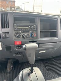 2019 Isuzu NPR HD