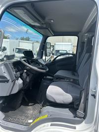 2022 Isuzu NPR XD DC