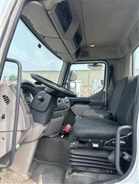 2017 Kenworth K270