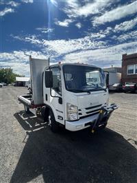 2022 Isuzu NPR HD
