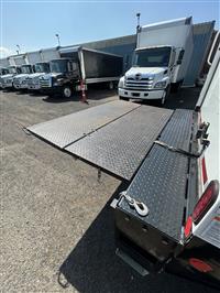 2023 Isuzu NRR