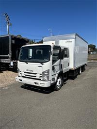 2022 Isuzu NPR HD DC 