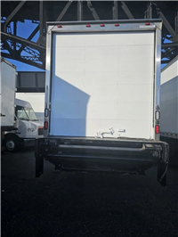 2018 Freightliner M2