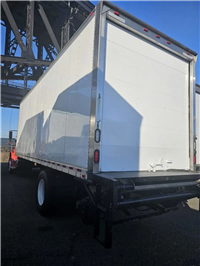 2018 Freightliner M2