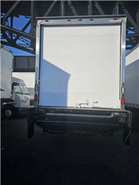 2018 Freightliner M2