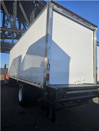 2018 Freightliner M2