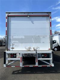 2018 Freightliner M2