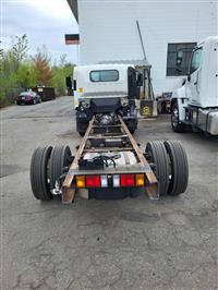 2023 Isuzu NPR HD