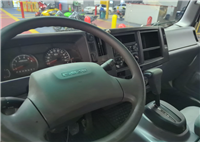 2019 Isuzu NPR HD