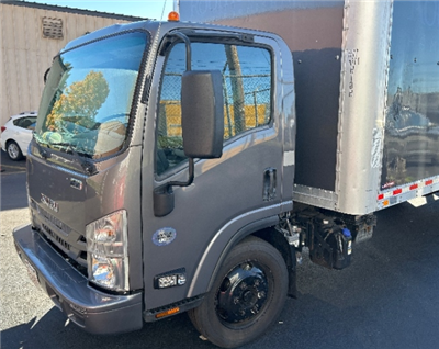 2021 Isuzu NRR