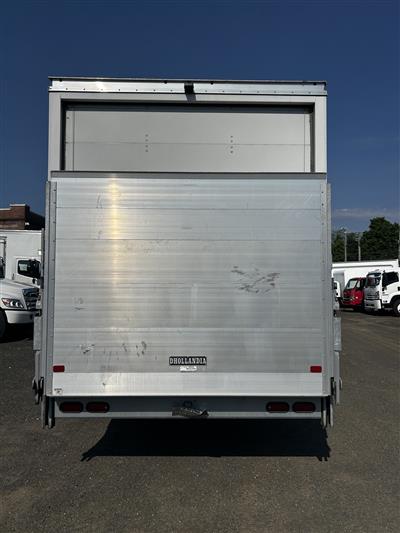 2024 Isuzu NRR
