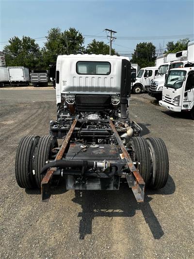 2021 Isuzu NPR XD