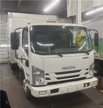 2021 Isuzu NPR HD