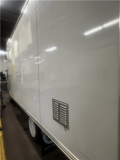 2021 Isuzu NPR HD
