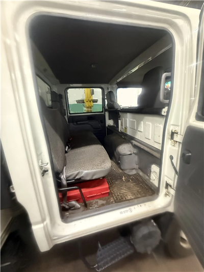 2021 Isuzu NPR HD