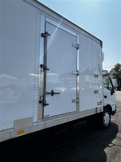 2019 Hino 195