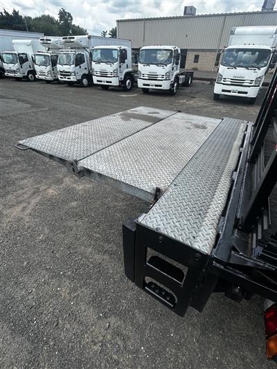 2019 Hino 195