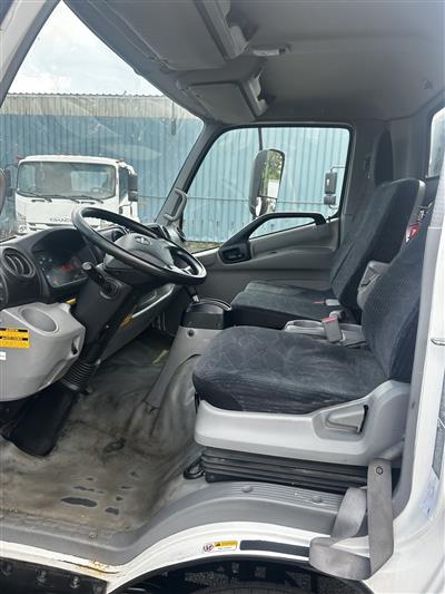 2019 Hino 195