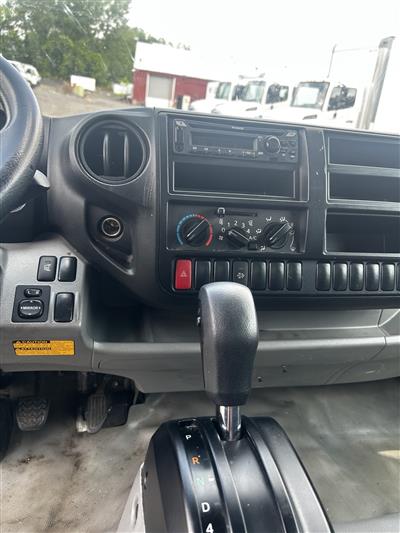 2019 Hino 195