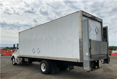 2021 Freightliner M2