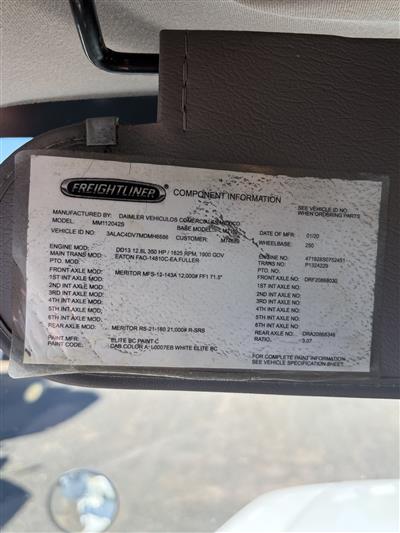 2021 Freightliner M2