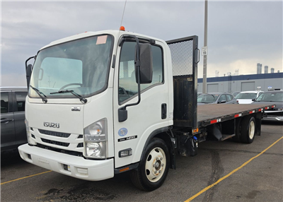2017 Isuzu NRR