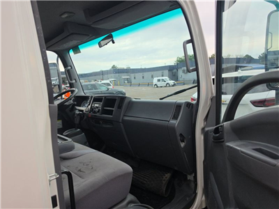 2017 Isuzu NRR