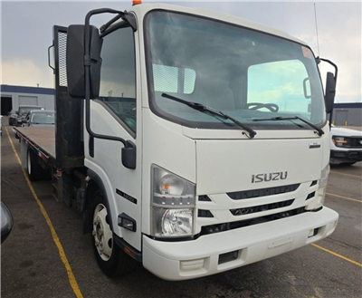 2017 Isuzu NRR