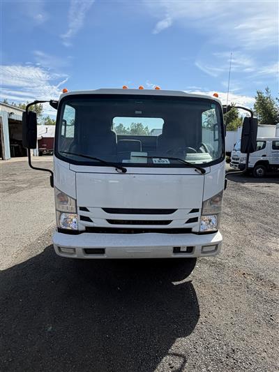 2022 Isuzu NPR HD