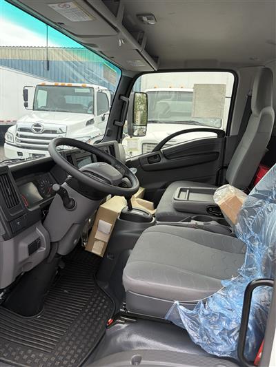 2025 Isuzu NRR
