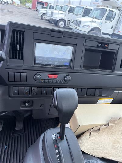 2025 Isuzu NRR