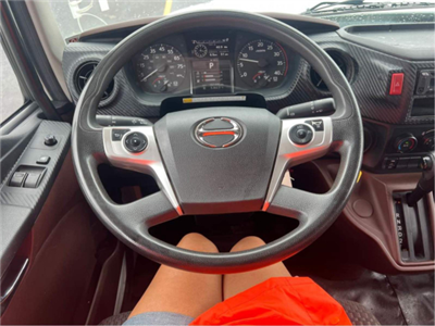 2024 Hino L6