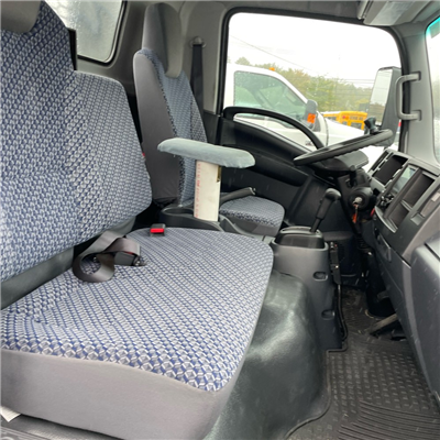 2023 Isuzu NPR HD