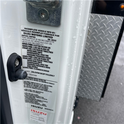 2023 Isuzu NPR HD