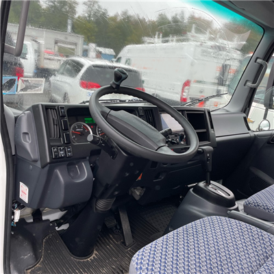 2023 Isuzu NPR HD