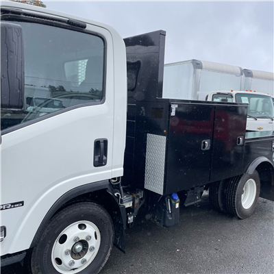 2023 Isuzu NPR HD