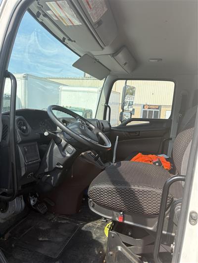 2022 Hino L6