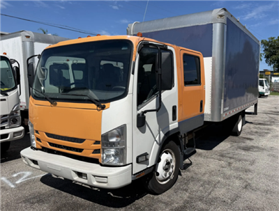 2022 Isuzu NPR HD