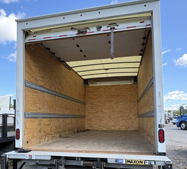 2022 Isuzu NPR HD