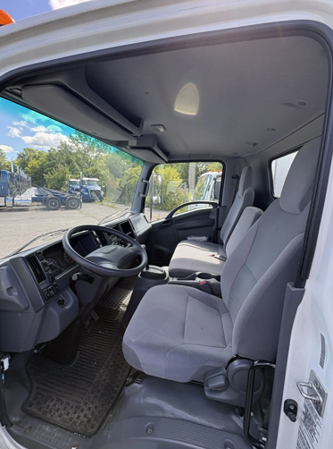 2022 Isuzu NPR HD