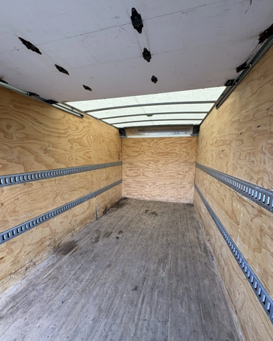 2022 Isuzu NPR HD
