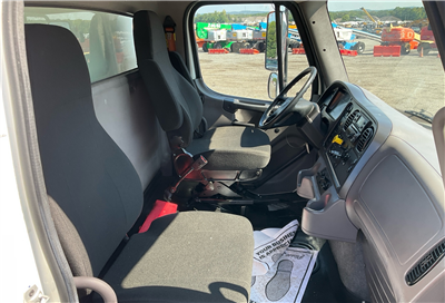 2020 Freightliner M2