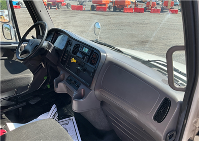 2020 Freightliner M2