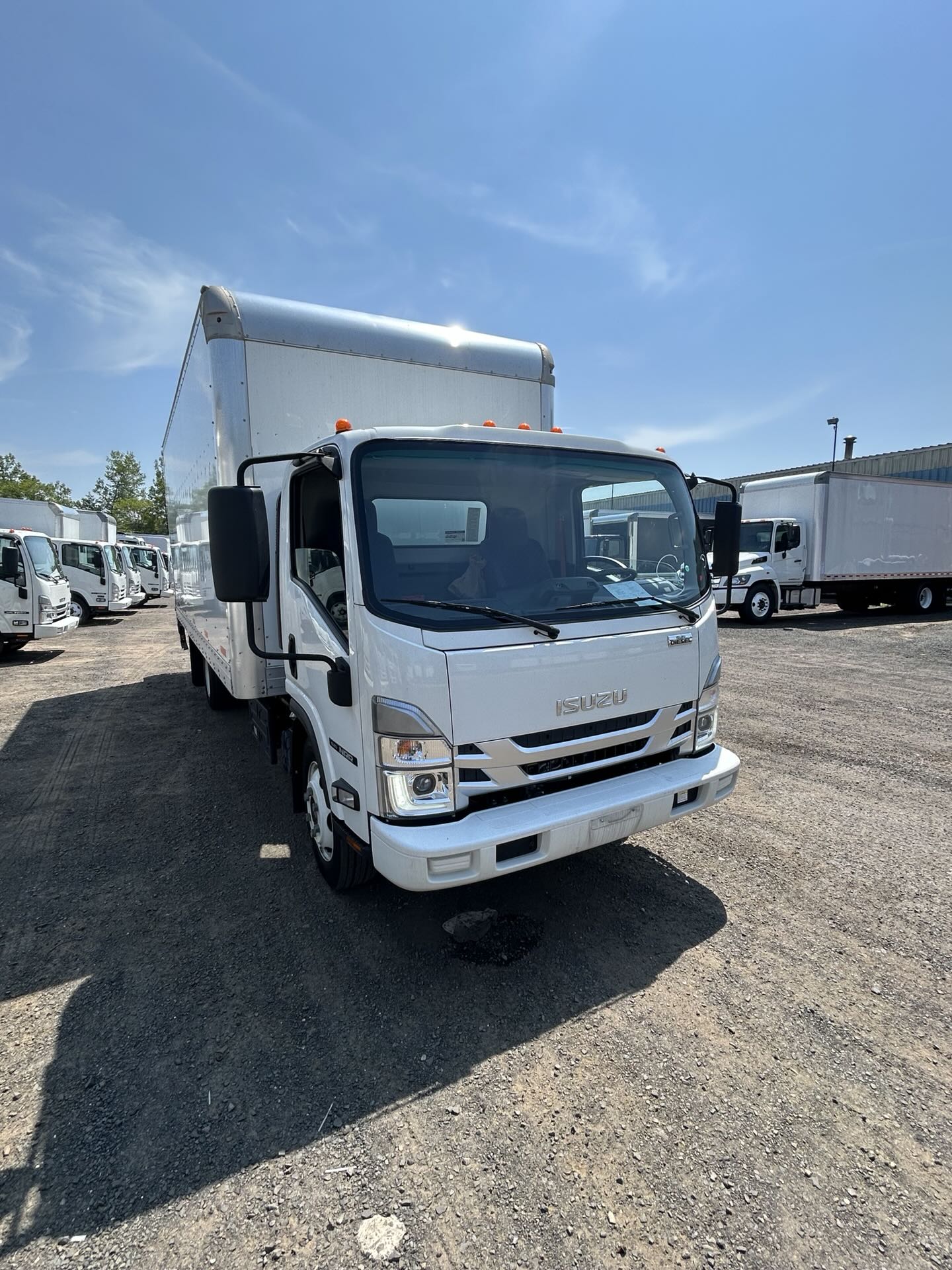 2023 Isuzu NRR