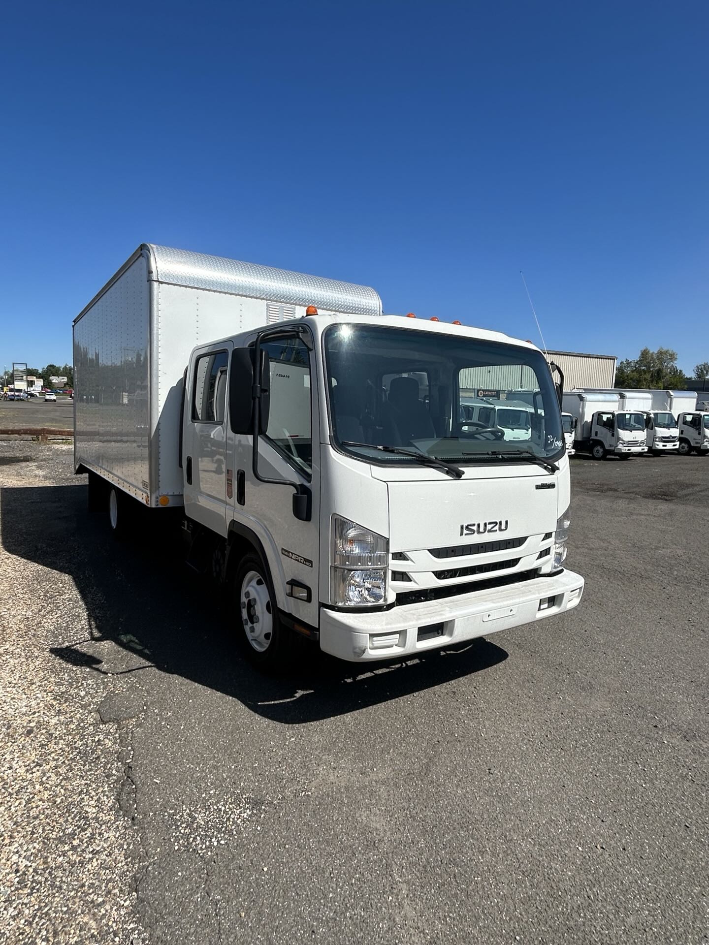 2022 Isuzu NPR HD DC 