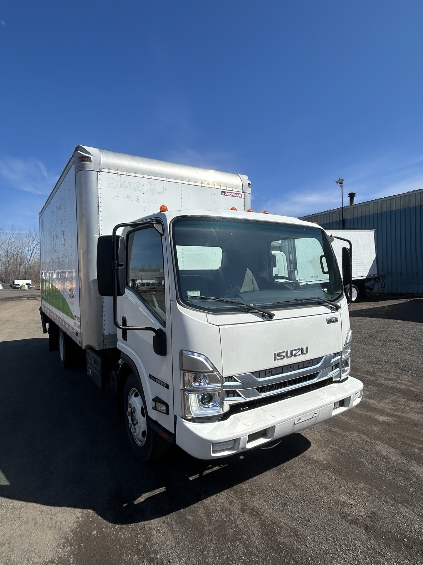 2023 Isuzu NRR