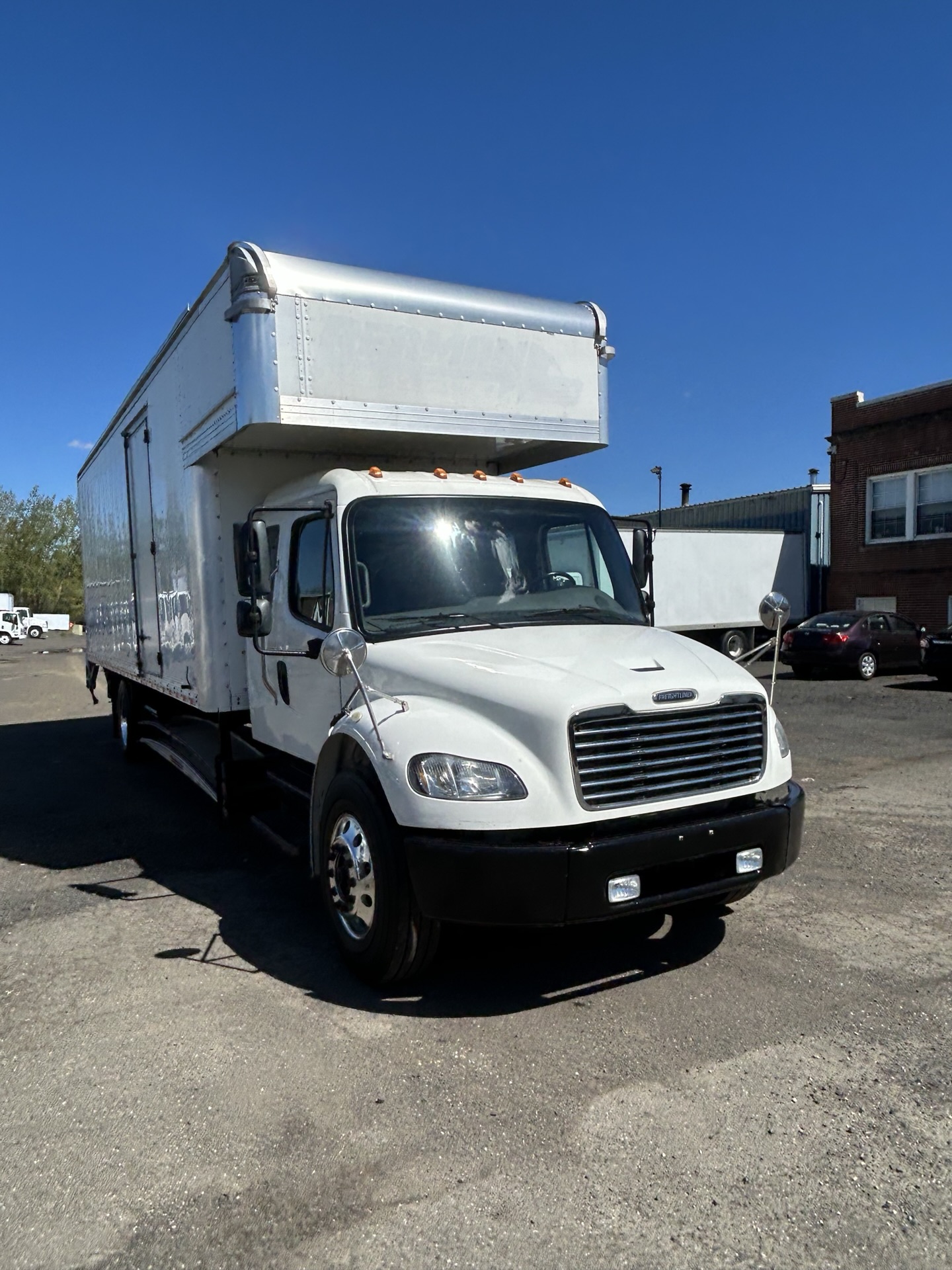 2019 Freightliner M2 106