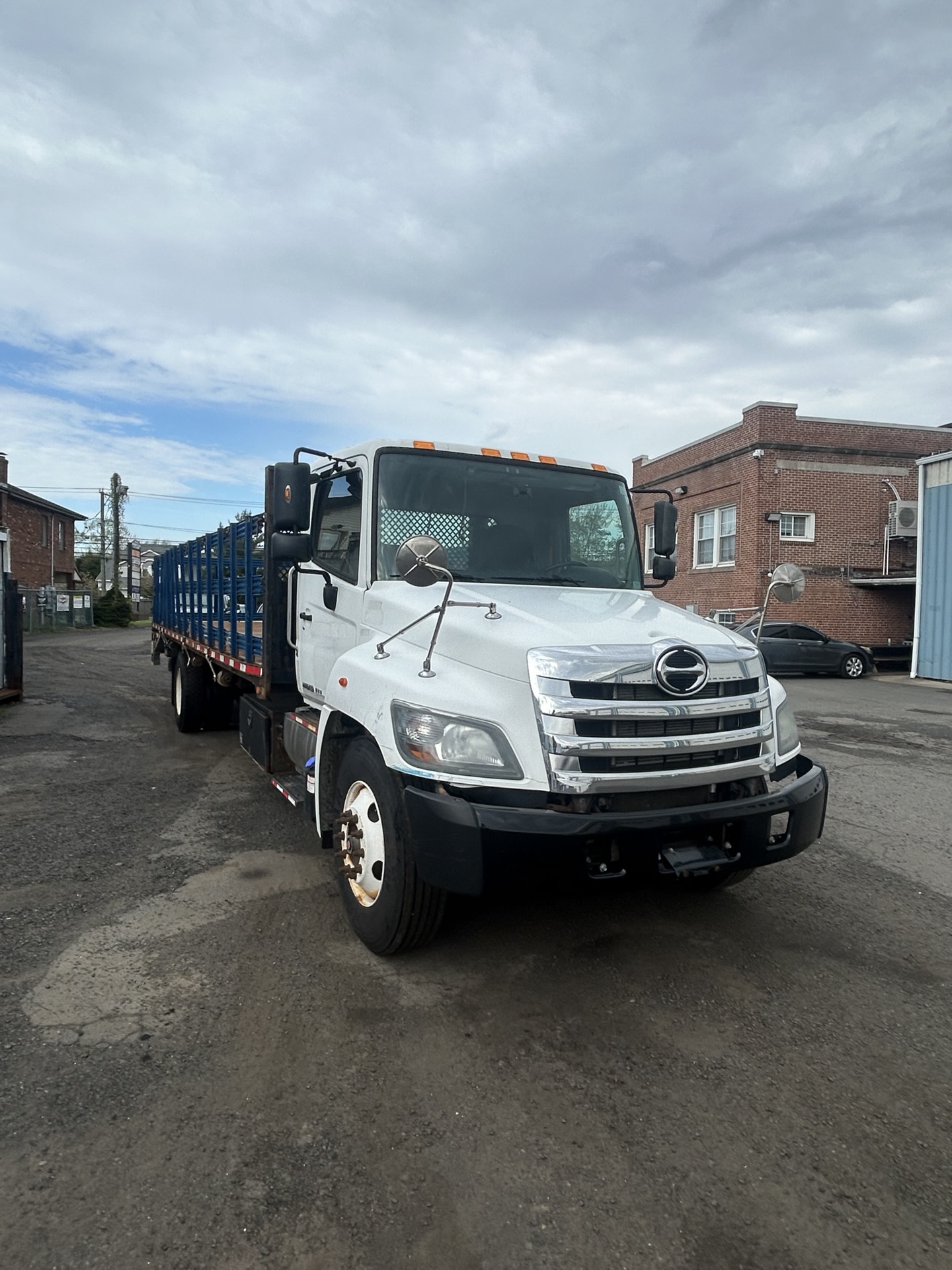2020 Hino 338