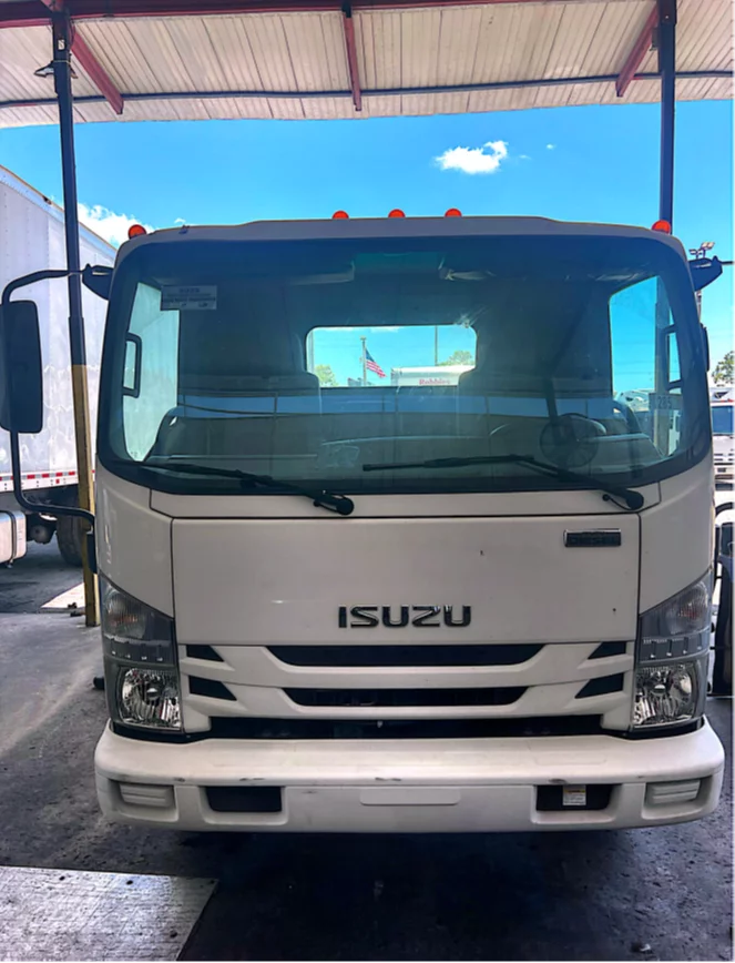2021 Isuzu NPR XD