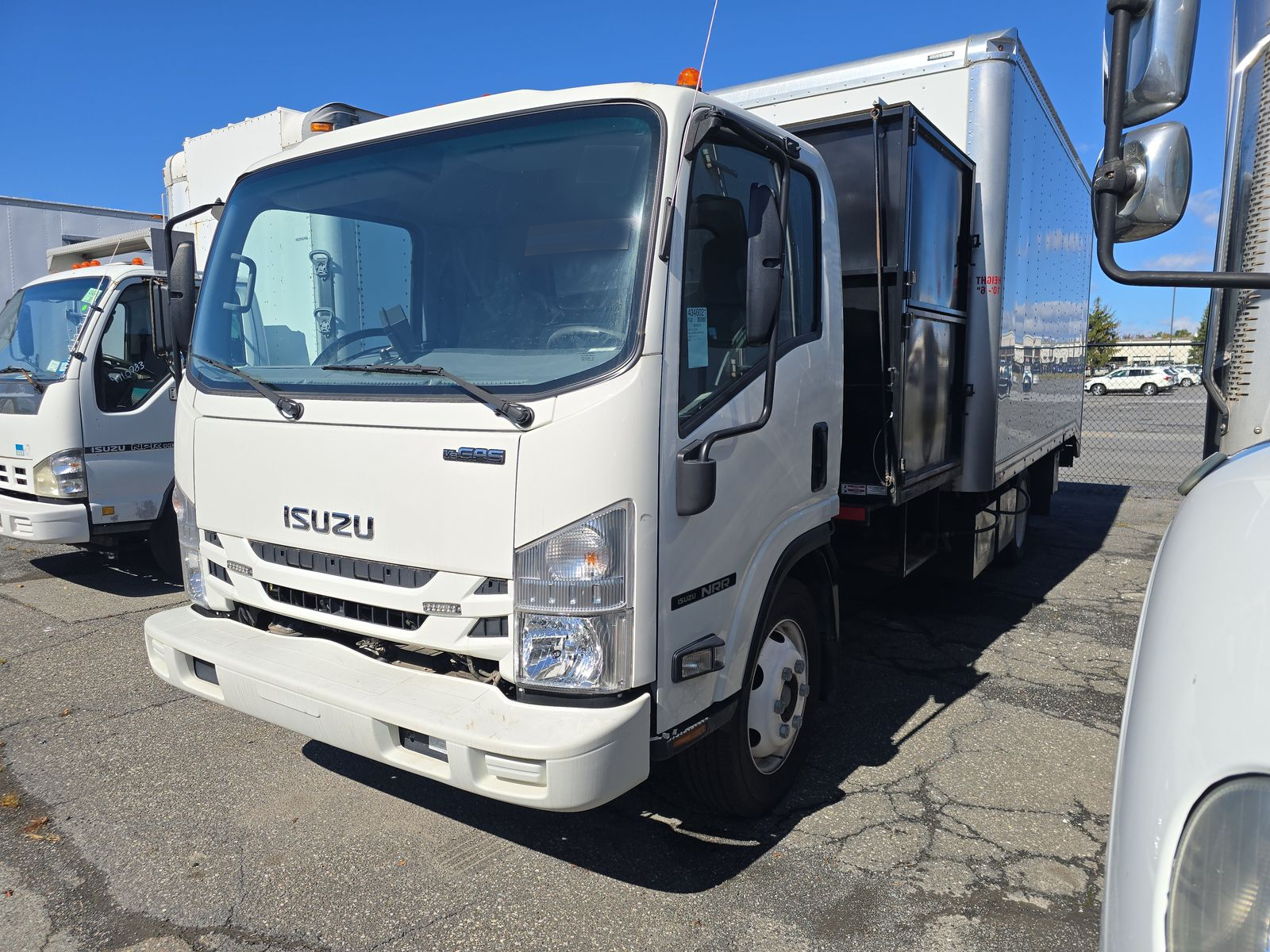 2022 Isuzu NRR